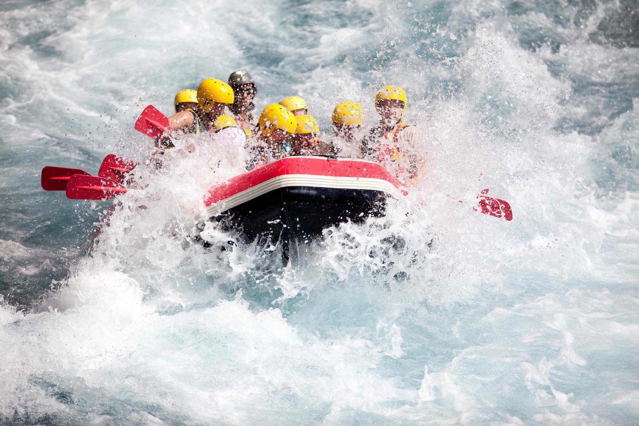 Wildwasser-Rafting auf dem Nil in Jinja