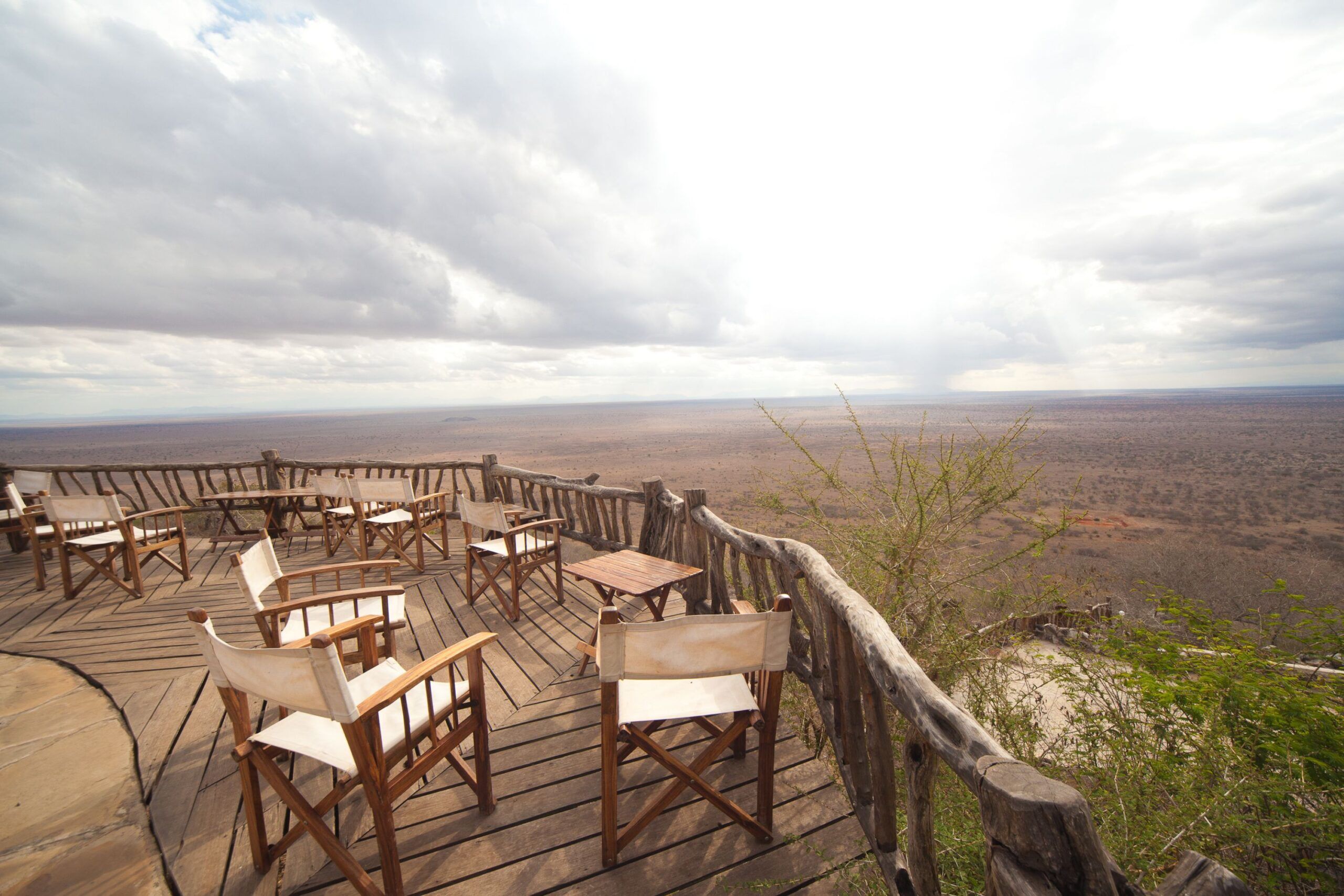 Lion's Bluff Lodge, Lumo Conservancy, Kenia