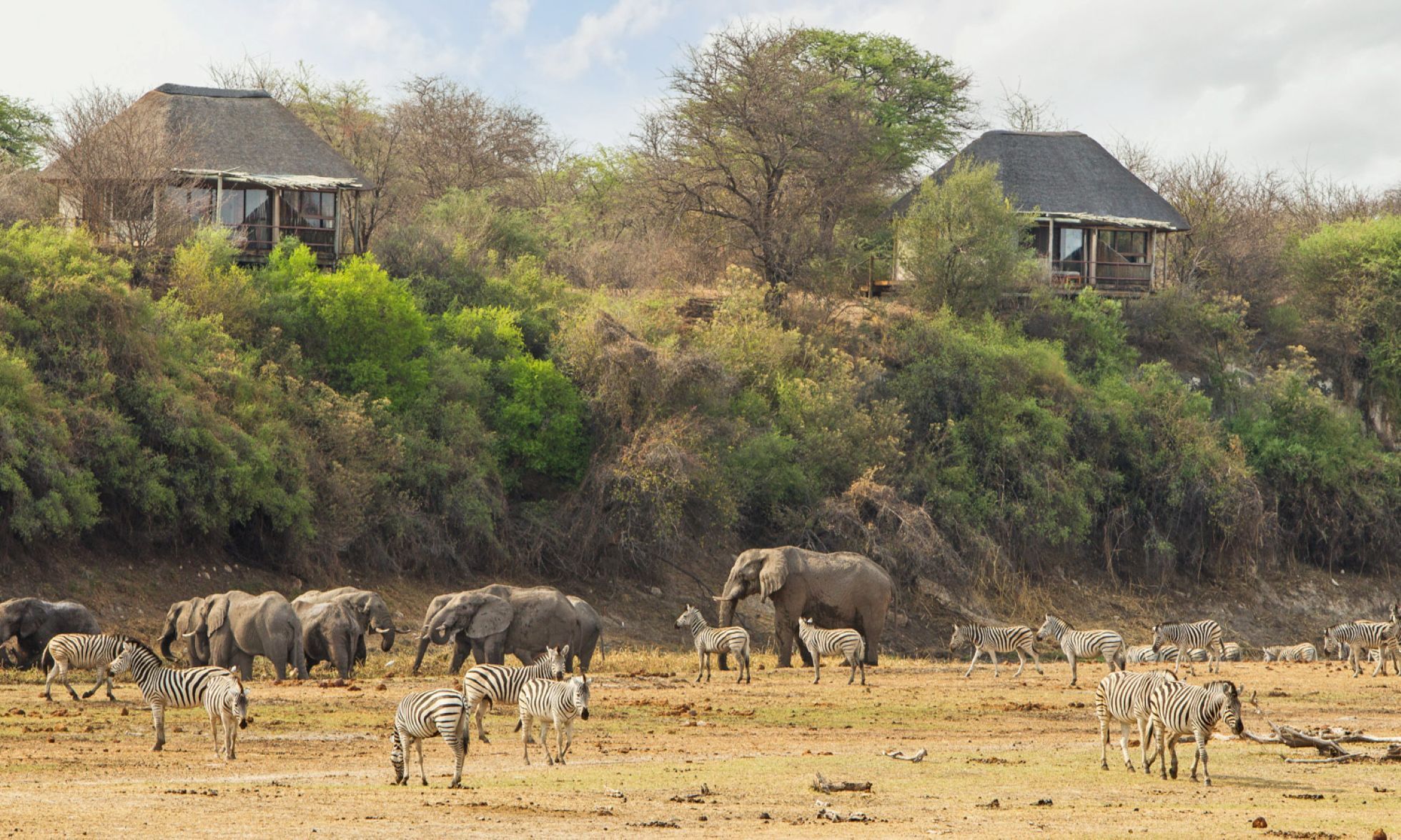 Leroo La Tau Lodge