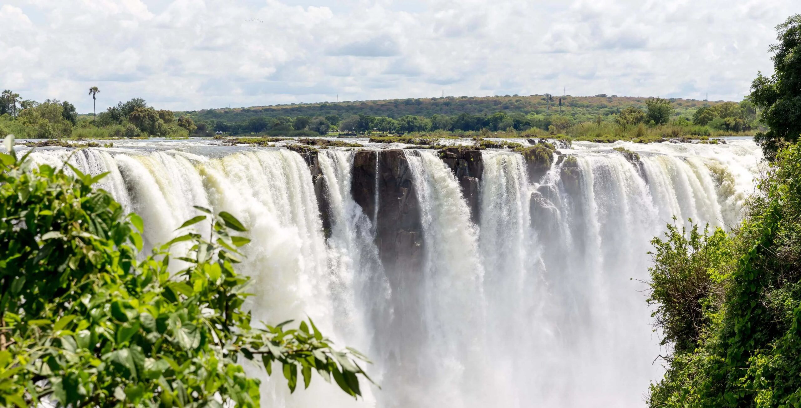 Ankunft am Victoria Falls International Airport in Simbabwe